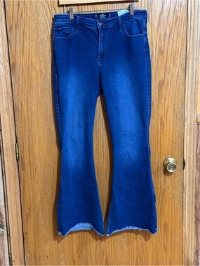Hollister Deep Blue high rise Flare Jeans‎ sz 15
